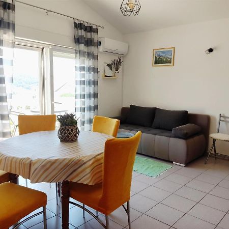 Apartmani Adriatic ロゴズニッツァ エクステリア 写真
