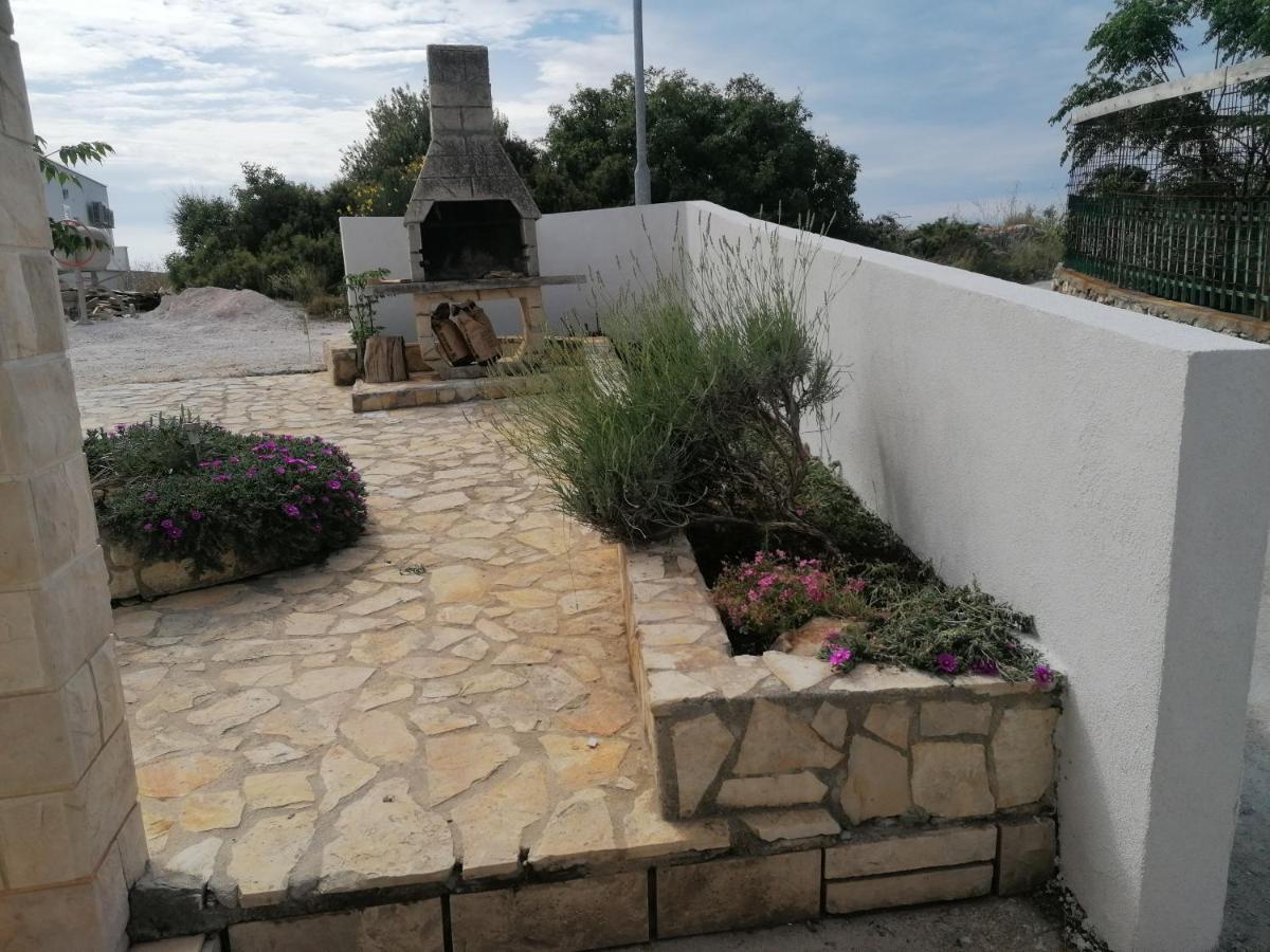 Apartmani Adriatic ロゴズニッツァ エクステリア 写真