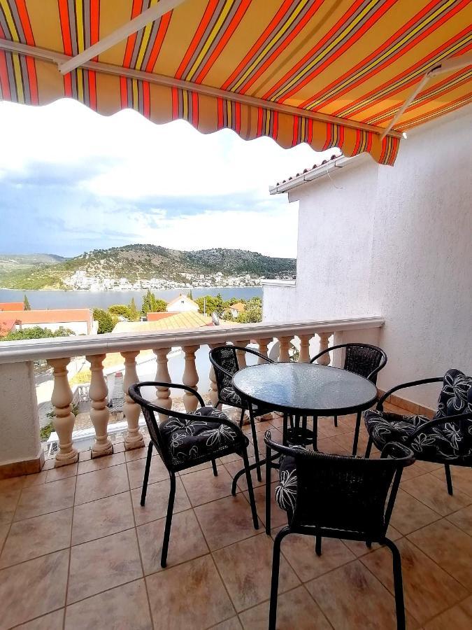 Apartmani Adriatic ロゴズニッツァ エクステリア 写真