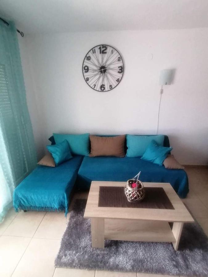 Apartmani Adriatic ロゴズニッツァ エクステリア 写真