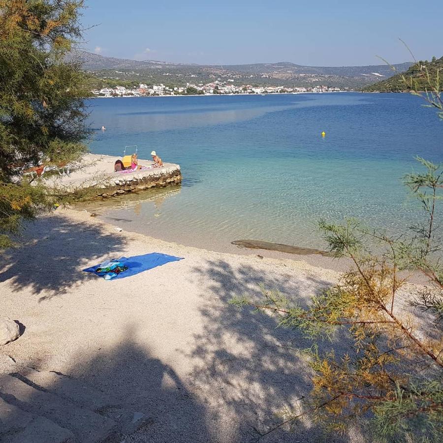 Apartmani Adriatic ロゴズニッツァ エクステリア 写真