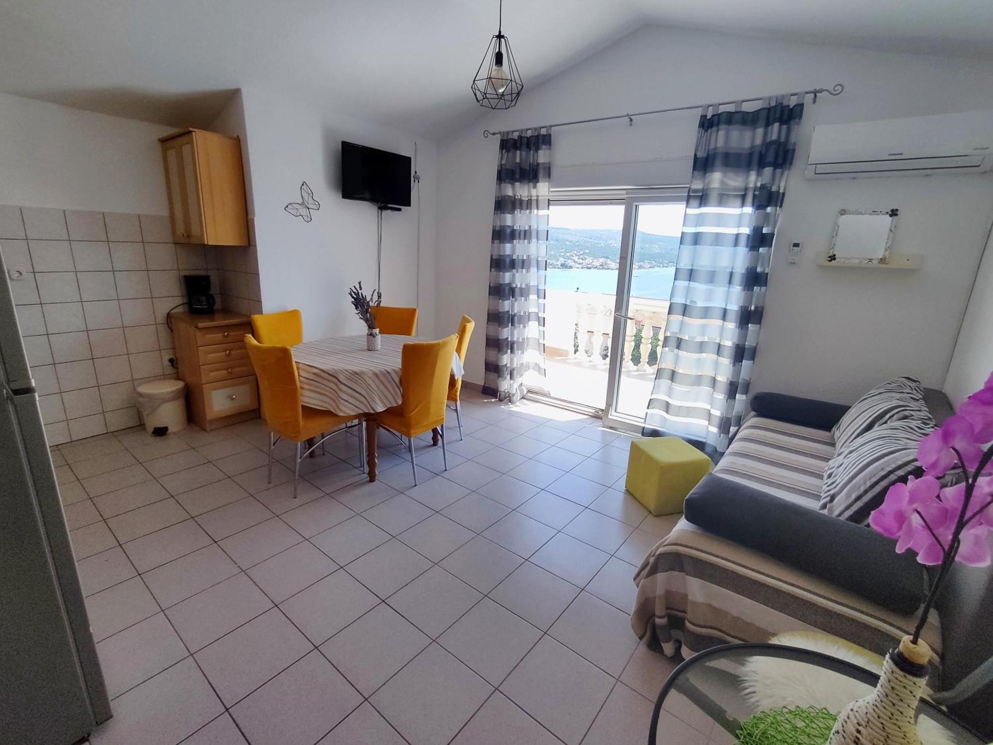 Apartmani Adriatic ロゴズニッツァ エクステリア 写真