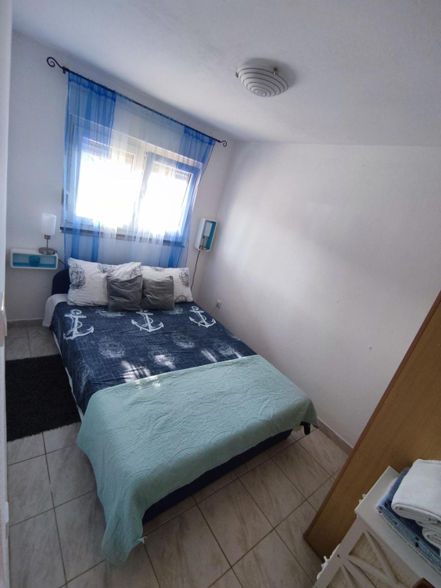 Apartmani Adriatic ロゴズニッツァ 部屋 写真