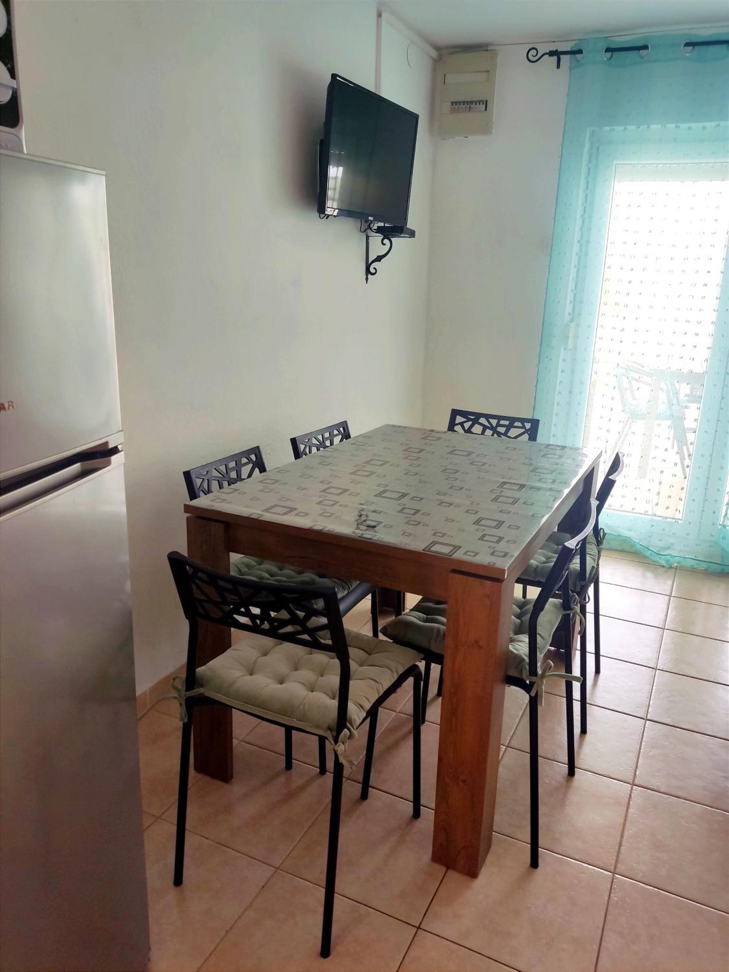 Apartmani Adriatic ロゴズニッツァ エクステリア 写真