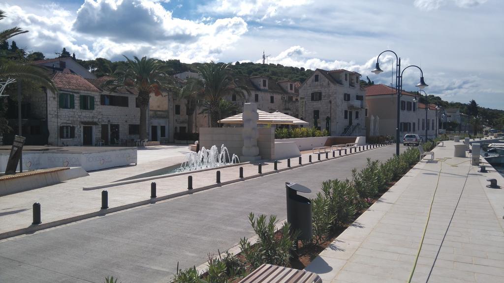 Apartmani Adriatic ロゴズニッツァ エクステリア 写真