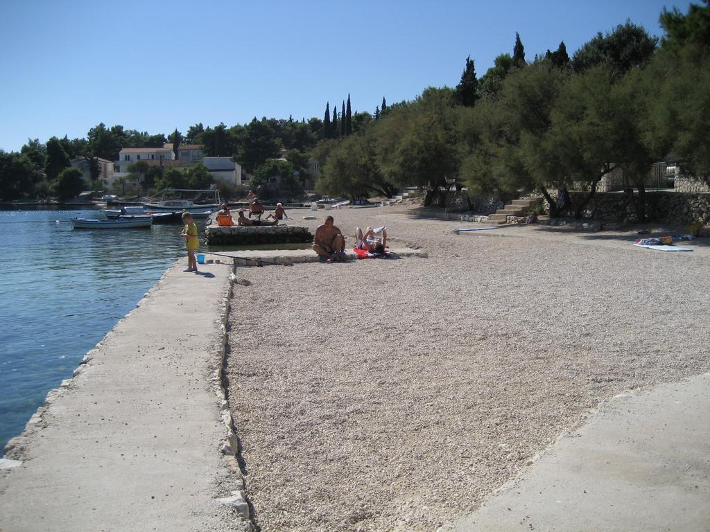 Apartmani Adriatic ロゴズニッツァ エクステリア 写真