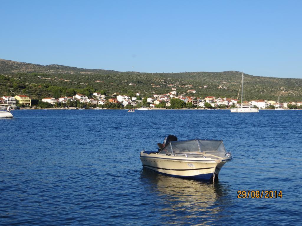 Apartmani Adriatic ロゴズニッツァ エクステリア 写真