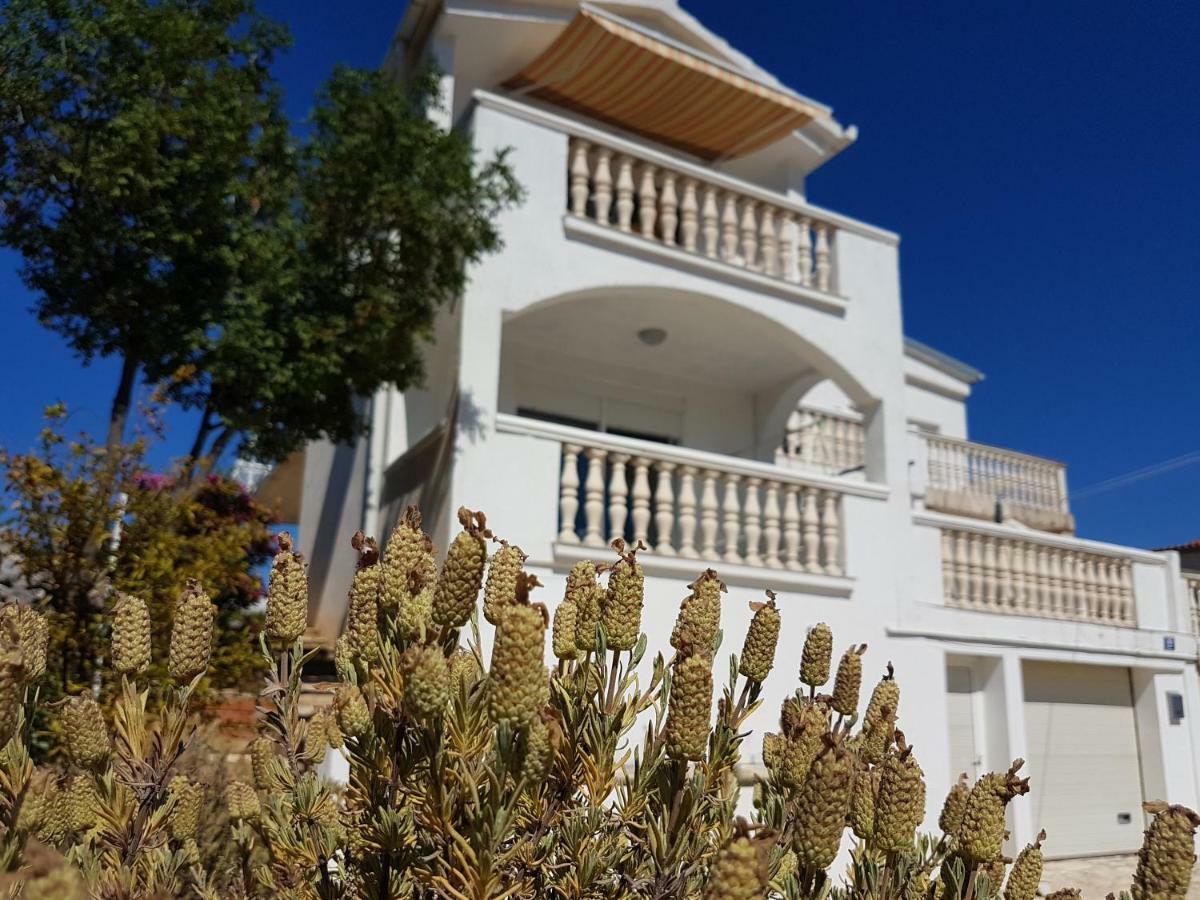 Apartmani Adriatic ロゴズニッツァ エクステリア 写真