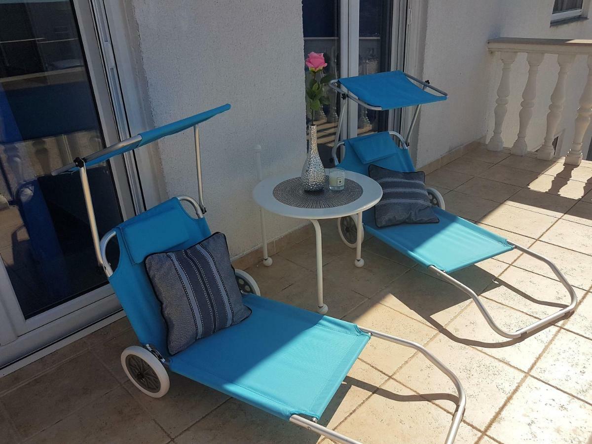 Apartmani Adriatic ロゴズニッツァ エクステリア 写真